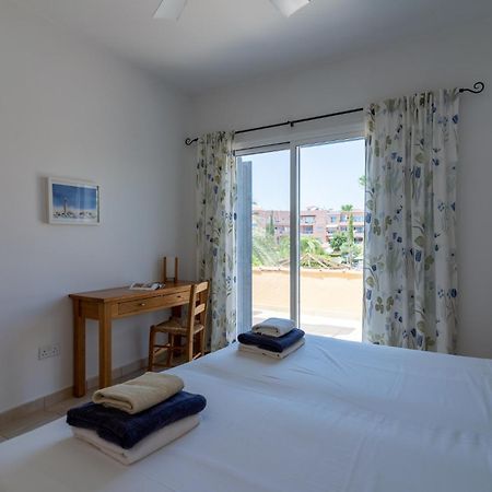 Tropical Paradise In Harbour Paphos, Central & Close To Beach Екстер'єр фото
