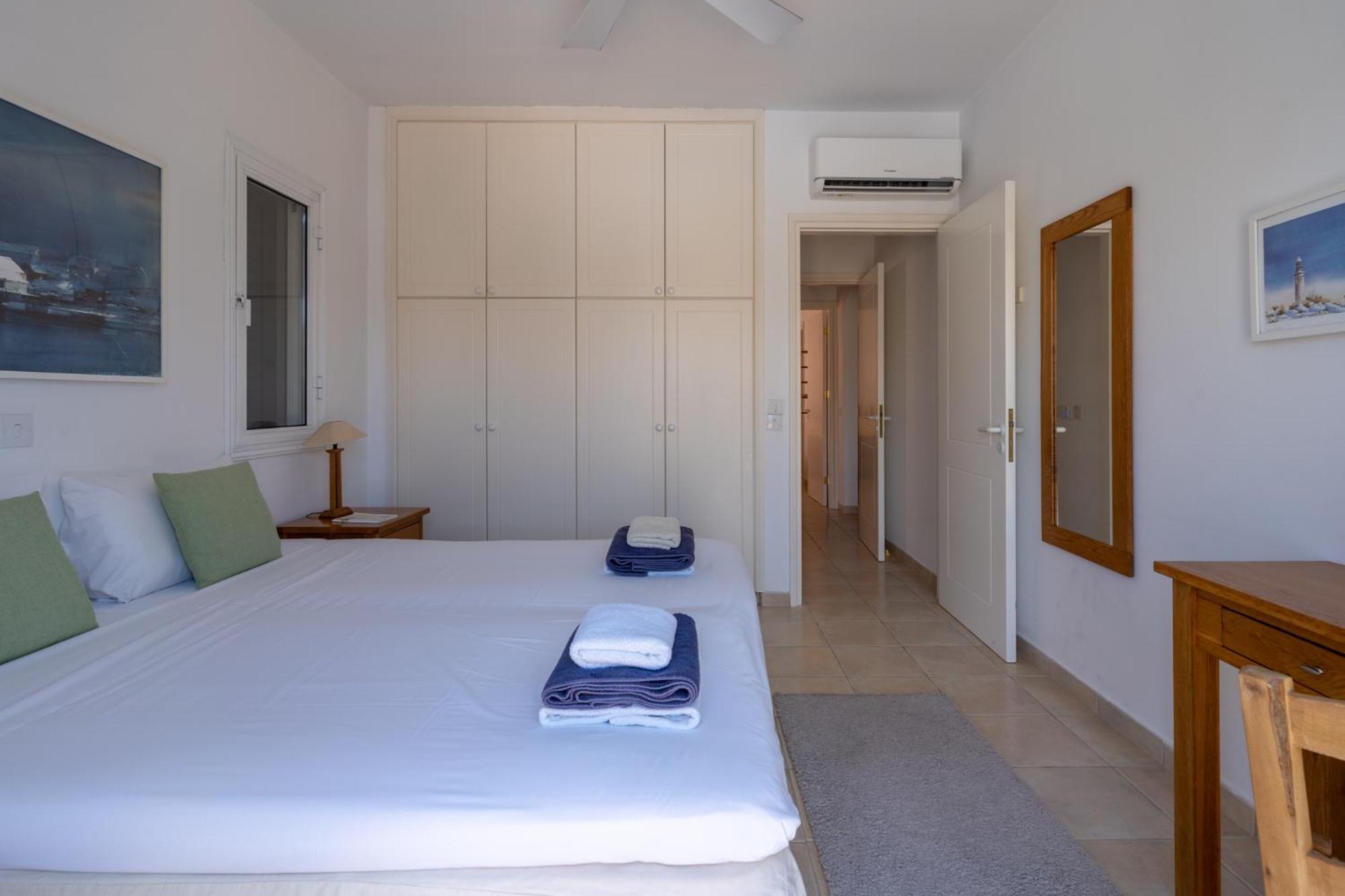 Tropical Paradise In Harbour Paphos, Central & Close To Beach Екстер'єр фото